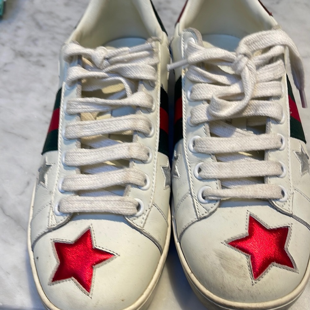 Gucci Sneakers size 35